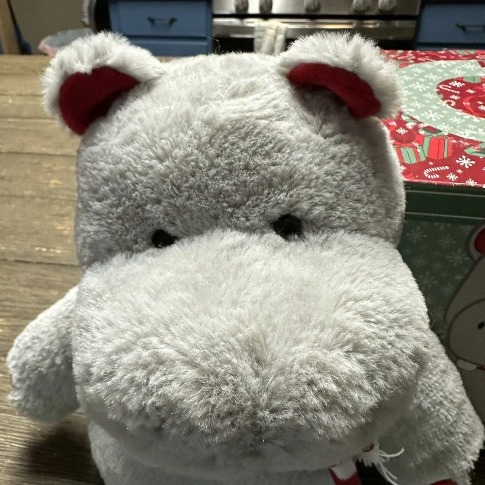 Holly The Hippopotamus‎ Scentsy Buddy NIB stuffed Animal Cuddle Soft New Baby